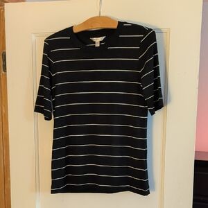 NWT Banana Republic Black Tee with Thin White Stripes, Sz S